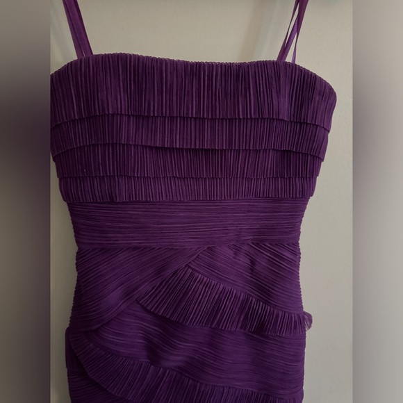 BCBG MaxAzria Jorie Dark Orchid Tulle Tiered Sheath Dress Size 0 - Picture 4 of 14